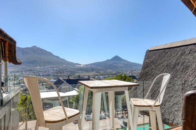 3 Bedroom Property for Sale in Hillcrest Western Cape